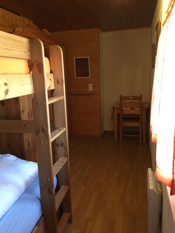 Le Central - Chambres D'Hote Grône Zimmer foto